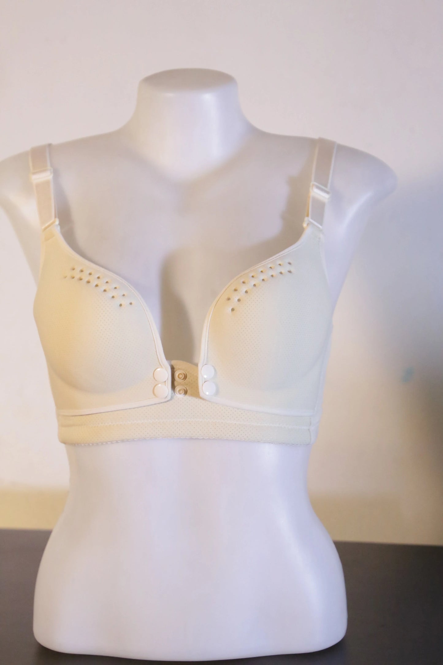 Ultra-Breathable Comfort Wireless Everyday Bra Skin